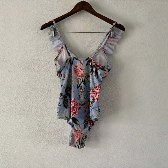 Chicwish Ruffled Floral Shirring Swim One-Piece Large NEW Soft Girl Romantic - Picture 13 of 15
